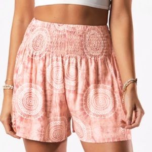 ✨ NEW✨ Peach Beach Shorts